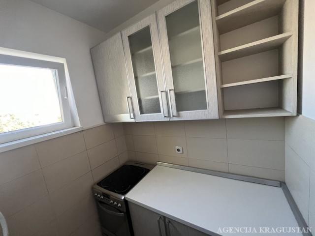 Izdavanje, Stan, 58. 00m2 , Centar