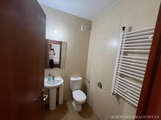 Izdavanje, Stan, 58. 00m2 , Centar