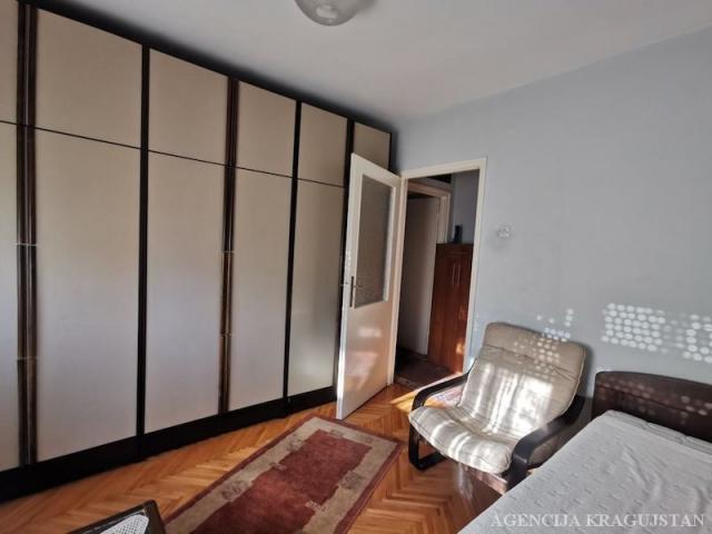 Izdavanje, Stan, 49. 00m2 , Bubanj