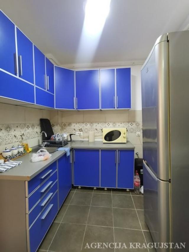 Prodaja, Stan, 43. 00m2 , Centar