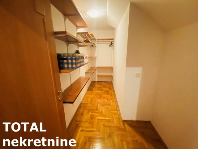 5 Petosoban stan NOVI SAD, 180250€