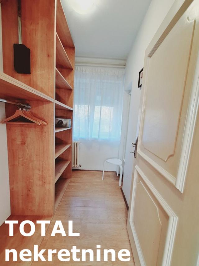 4 Četvorosoban stan NOVI SAD, 232800€