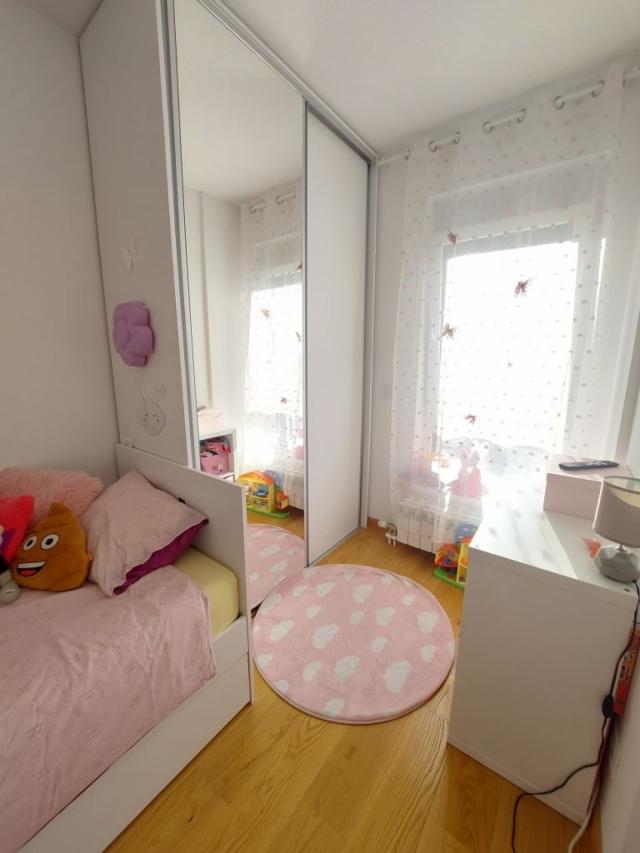 Novi Beograd - SAVADA 3 - Tošin bunar, 4, 0 s, 90 m2, lux uređen