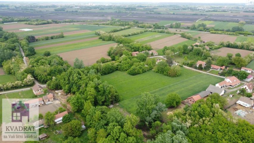 Seosko domaćinstvo  68 m2 +41m2 +20m2, 1, 25ha, Grabovac , Obrenovac     40. 000 €