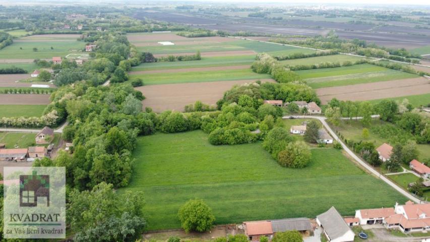 Seosko domaćinstvo  68 m2 +41m2 +20m2, 1, 25ha, Grabovac , Obrenovac     40. 000 €