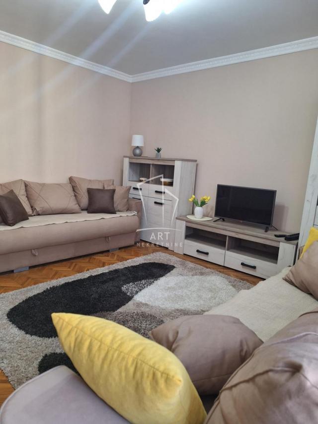 Vračar, odlična lokacija, mereno 65m2 ID#8675111