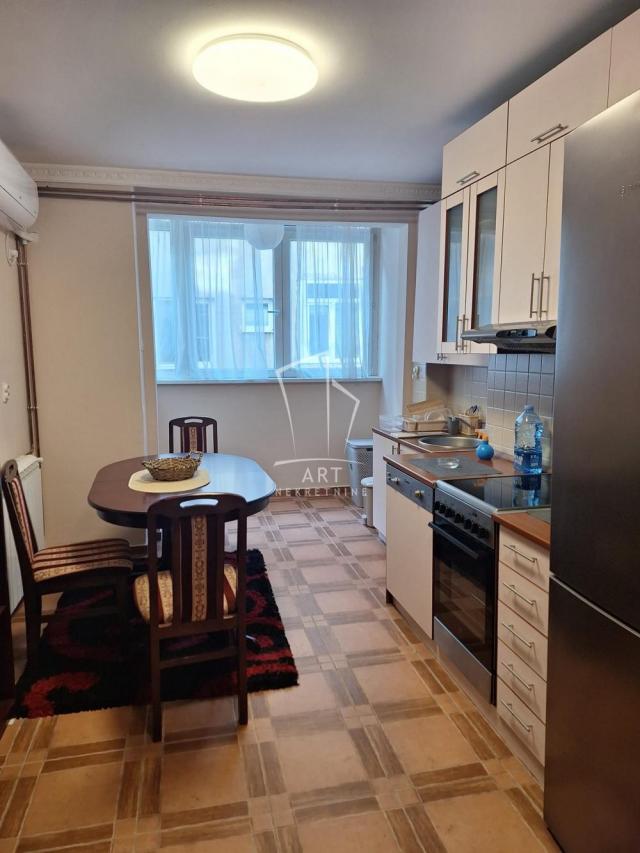 Vračar, odlična lokacija, mereno 65m2 ID#8675111