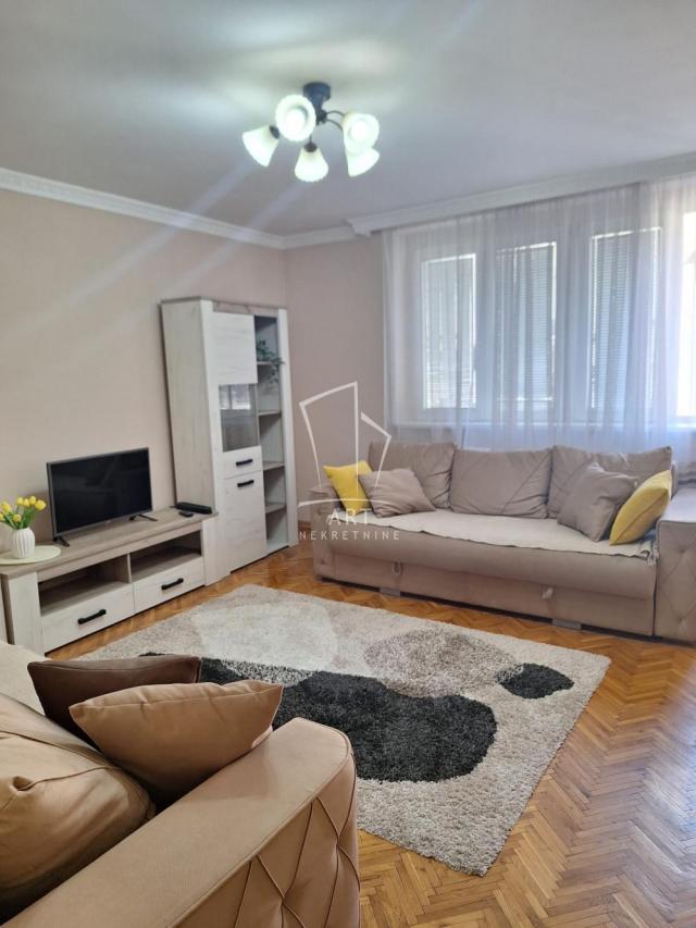 Vračar, odlična lokacija, mereno 65m2 ID#8675111