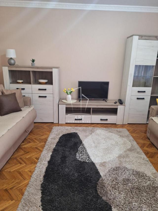 Vračar, odlična lokacija, mereno 65m2 ID#8675111