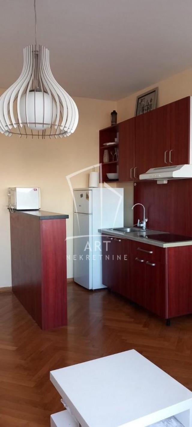 Novi Beograd, Hotel YU, 35m2 ID#9254