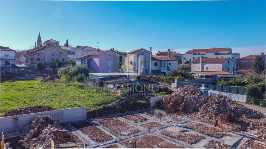 Poreč, luxuriöse Wohnung mit Dachterasse und Meerblick!