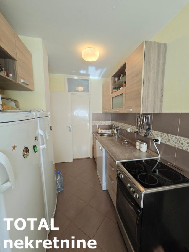 2. 5 Dvoiposoban stan NOVI SAD, 158620€