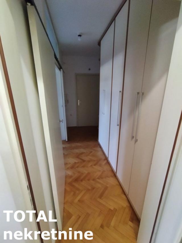 2 Dvosoban stan NOVI SAD, 114330€