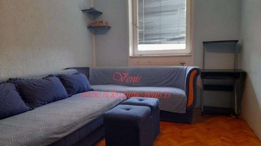 DETELINARA  ul. Banatska – 200 Eur USELJIV ID#2403