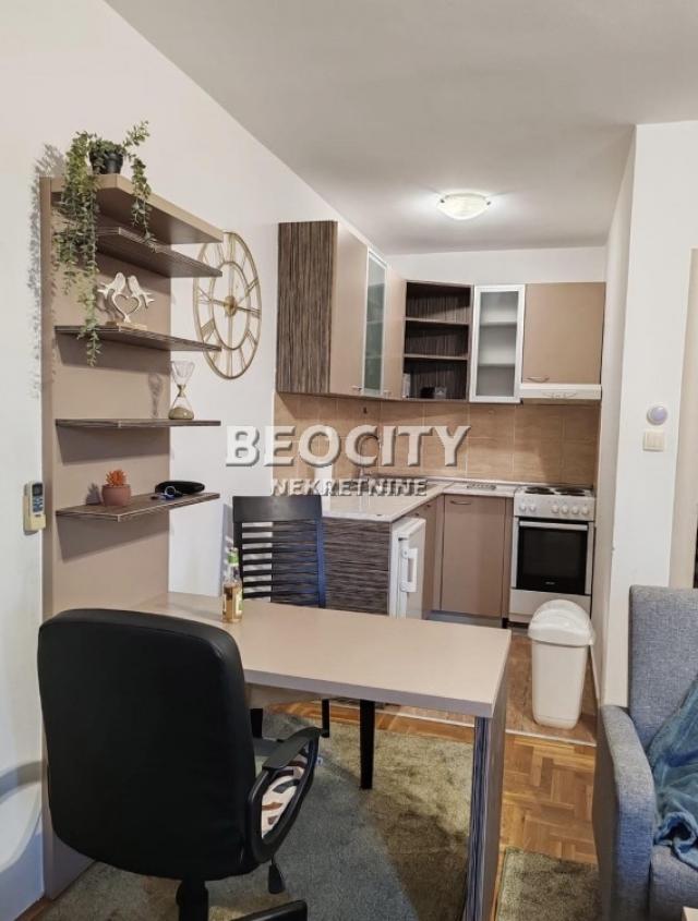 Novi Sad, Bulevar Evrope, Veselina Masleše, 0. 5, 26m2, 300EUR