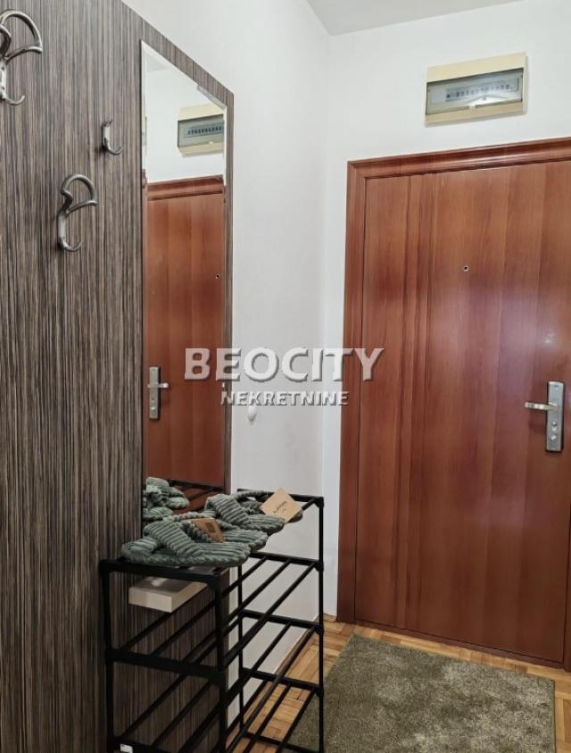 Novi Sad, Bulevar Evrope, Veselina Masleše, 0. 5, 26m2, 300EUR