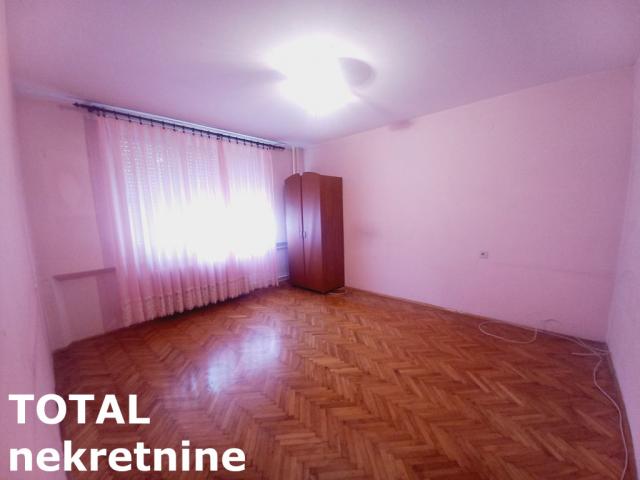 2 Dvosoban stan NOVI SAD, 133900€