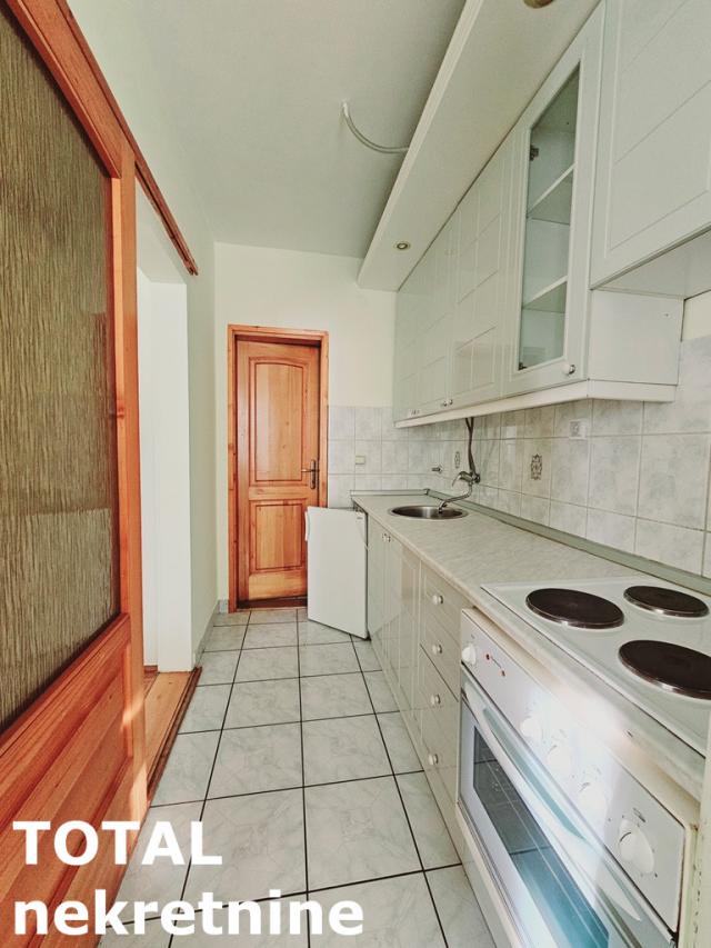 2 Dvosoban stan NOVI SAD, 131220€