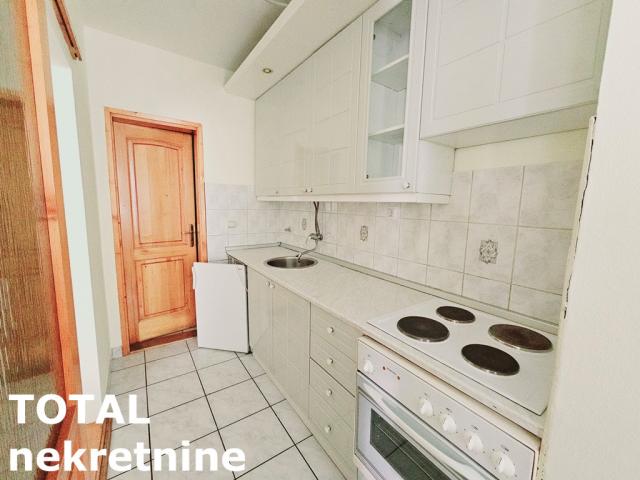 2 Dvosoban stan NOVI SAD, 131220€