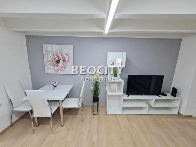 Stari grad, Trg Nikole Pašića, Kosovska, 2. 0, 38m2, 550EUR