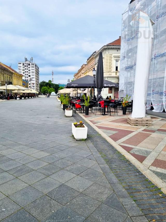 Poslovni prostor - Slavonski Brod (korzo)