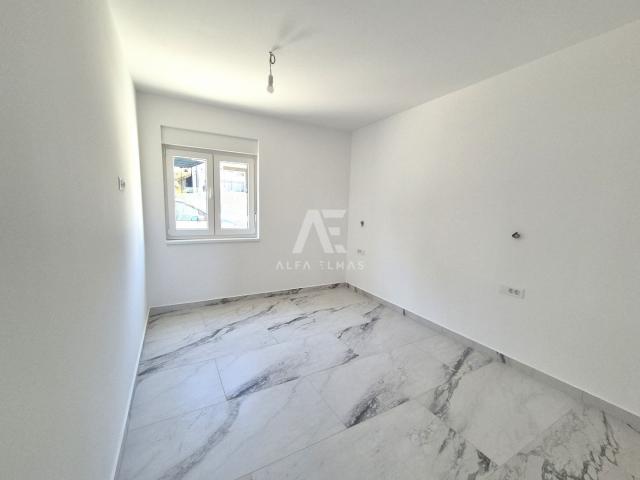 Attractive ground-floor apartment with a garden in Čižići - ID 547