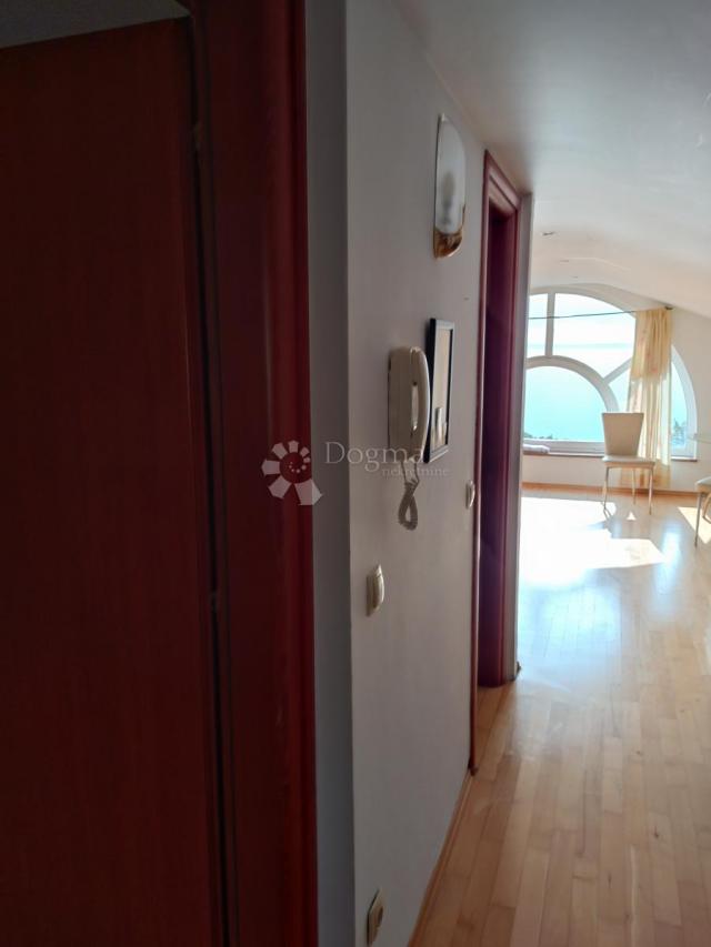 Flat Volosko, Opatija, 58m2