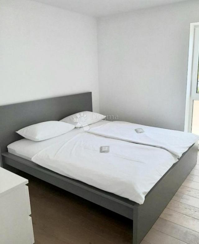 Flat Ičići, Opatija - Okolica, 38,25m2