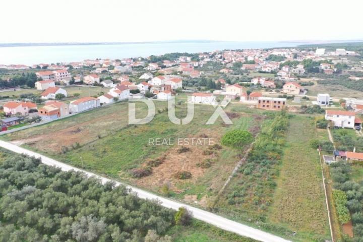 ZADAR, VRSI - Građevinsko zemljište od 500 m2