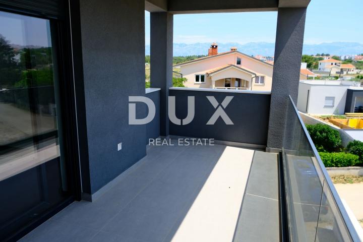 ZADAR, VRSI - Spacious four-room penthouse near the sea, S5