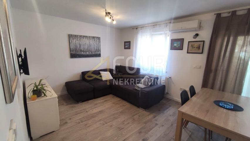 Flat Drenova, Rijeka, 65,45m2