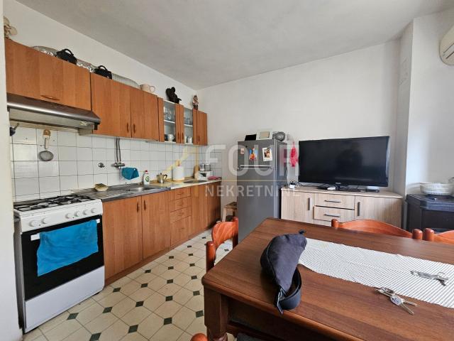 Rijeka, Donja Drenova, 50. 02m2, 2skl, balkon