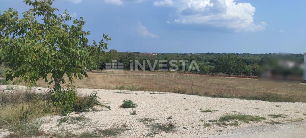 Building land 15 km from Poreč