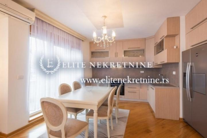 Izdavanje luksuznih stanova u Beogradu / Vračar-DUPLEX-PENTHOUSE