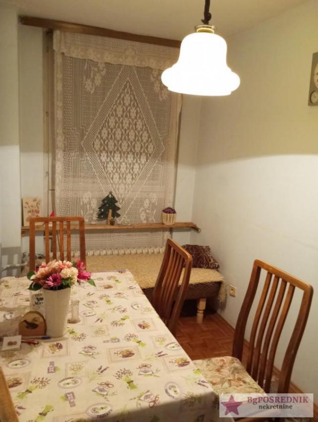 Zemun, Galenika, Jovana Stojsavljevića, 39m2