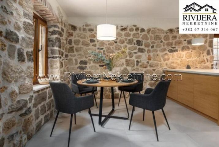 For sale house in Kotor