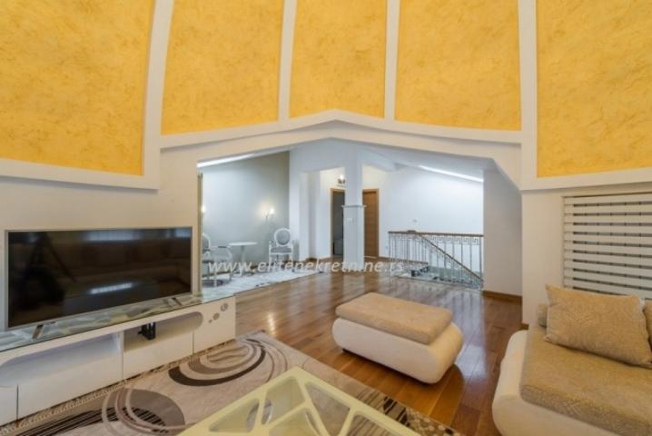 Izdavanje luksuznih stanova u Beogradu / Vračar-DUPLEX-PENTHOUSE