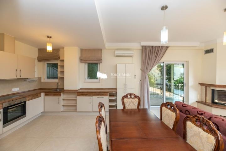 Apartment for sale in Herceg Novi, Djenovici area