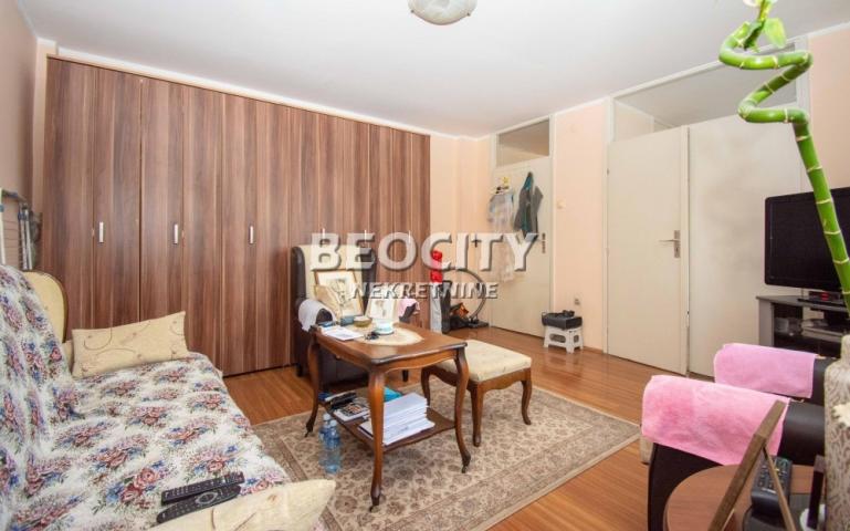 Voždovac, Šumice, Ustanička, 1. 5, 47m2, 500EUR