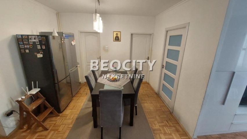 Novi Beograd, Bežanijska kosa 2, Ljubinke Bobić , 2. 5, 64m2, 158000EUR