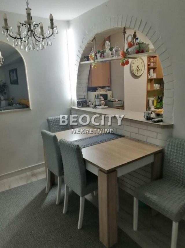 Novi Sad, Sajam, Pariske komune, 2. 0, 51m2, 130000EUR