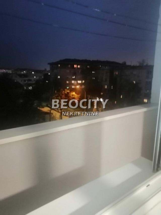 Novi Sad, Sajam, Pariske komune, 2. 0, 51m2, 130000EUR