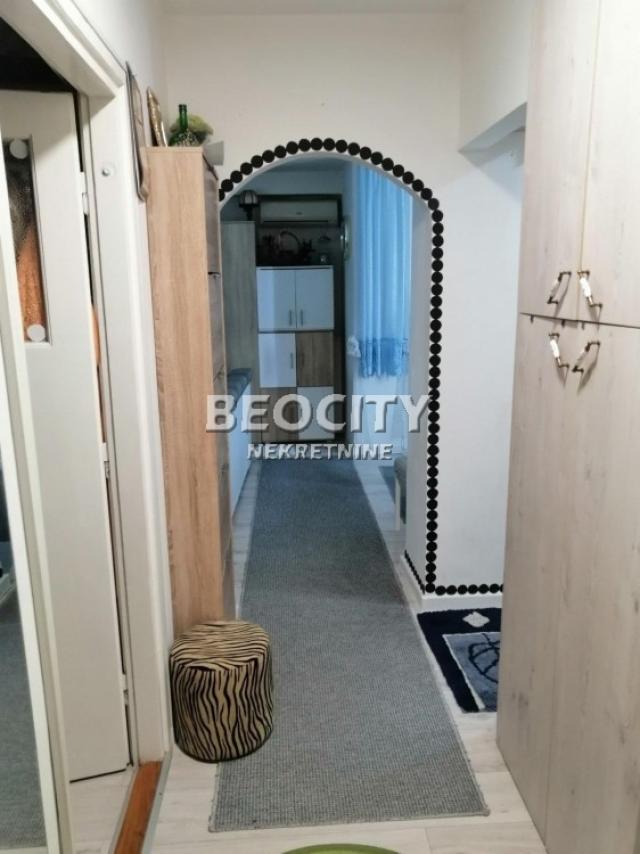 Novi Sad, Sajam, Pariske komune, 2. 0, 51m2, 130000EUR