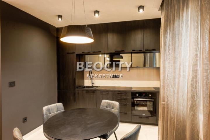 Novi Sad, Petrovaradin, Preradovićeva, 5. 0, 108m2, 1200EUR