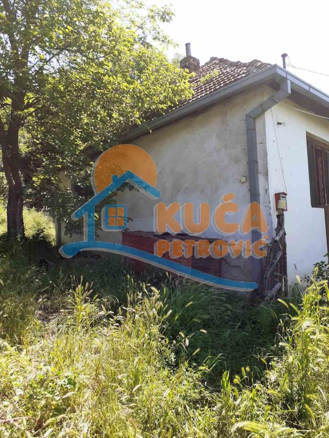 Kuća, 71m2, na placu 1846m2