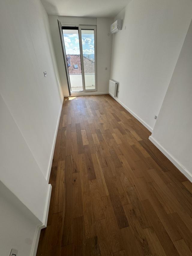 NOVI SAD - NOVA DETELINARA - 74. 00 m2