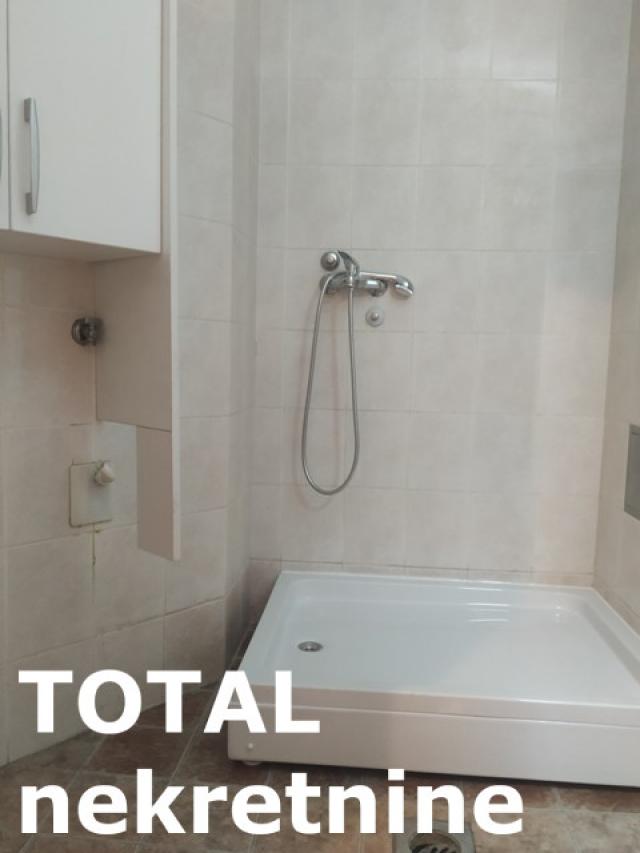 2. 5 Dvoiposoban stan NOVI SAD, 127600€