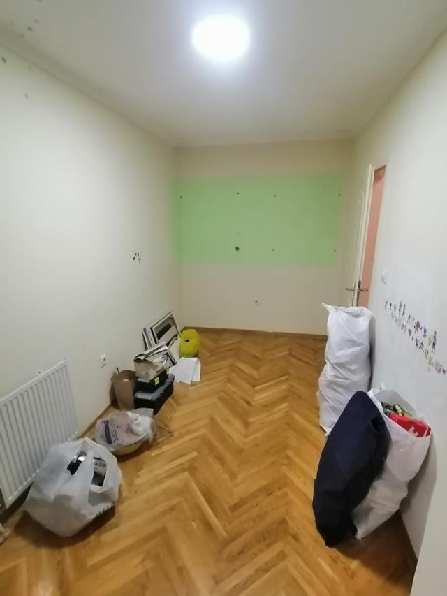 Izdaje se polunamešten dvoiposoban stan 60m2 - Grbavica