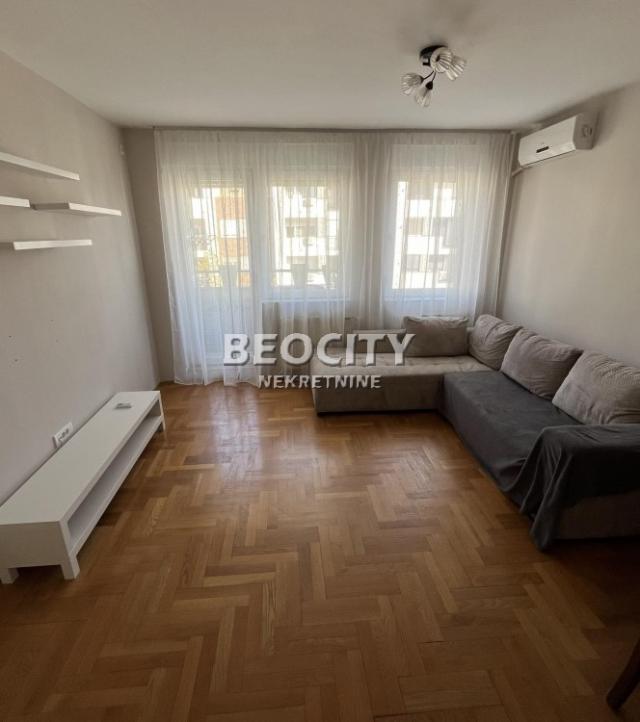 Novi Sad, Telep, Ilariona Ruvarca, 1. 5, 44m2, 450EUR