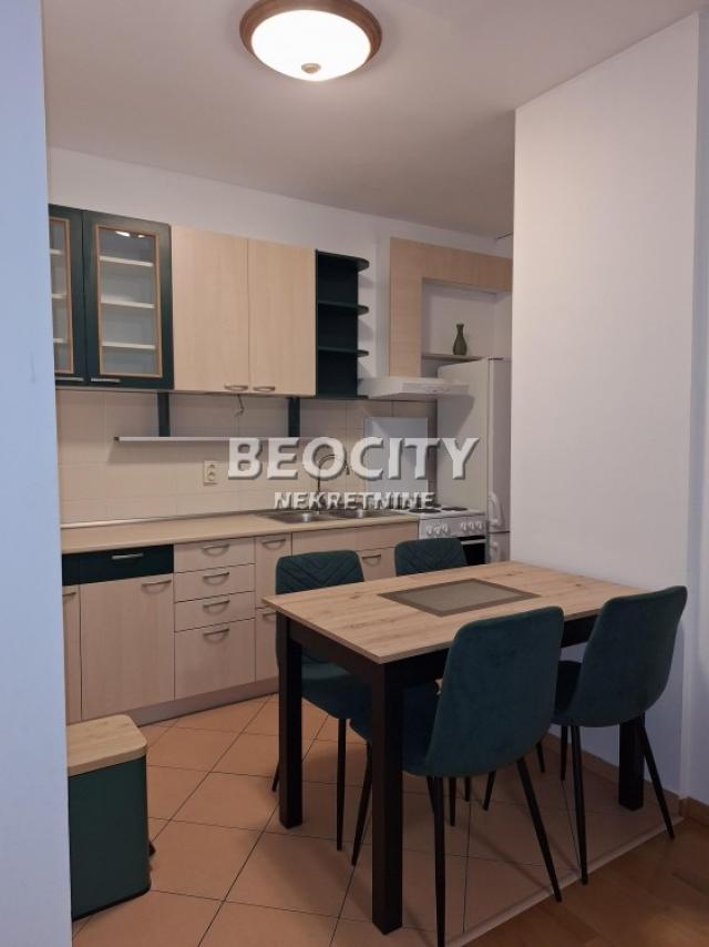 Novi Sad, Centar, Stevana Musića, 2. 0, 57m2, 500EUR